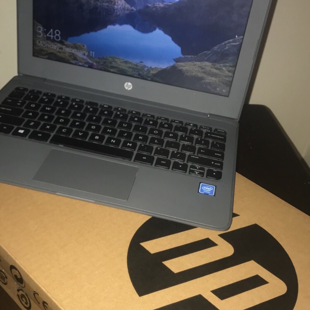 BRAND NEW STILL IN BOX‼️ HP Stream 11 Pro LapTop